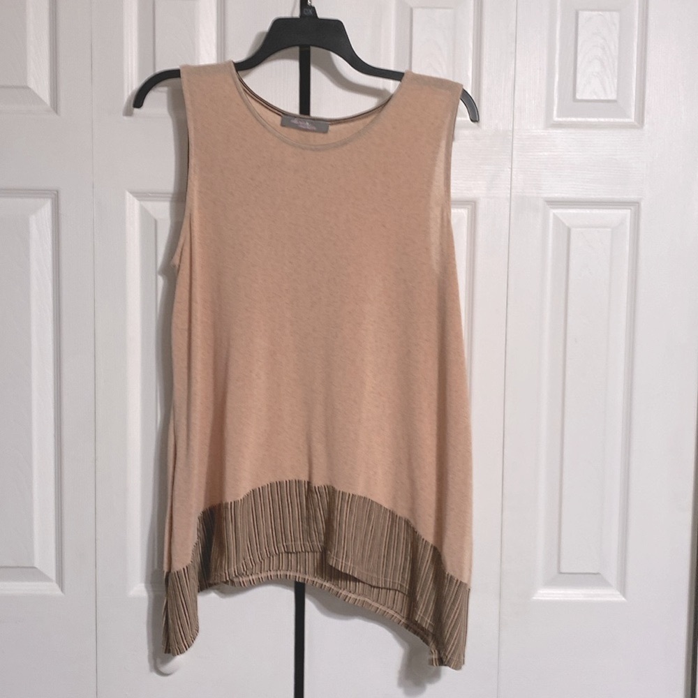 Olivia & Martin knit sleeveless lightweight sweater top shirt size XL
